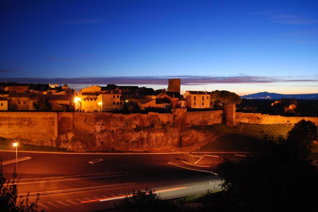 Hotel Tuscania Panoramico Exterior foto